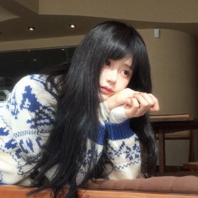 燕子与鹦鹉